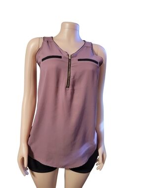 Carmen Marc Valvo Mauve Sleeveless Zip-Front Tank with Black Trim